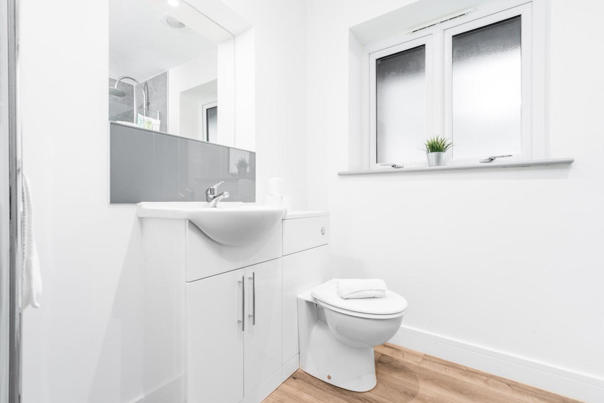 Stylish 2 Bedroom Apartment - Balcony - Secure Parking - Top Rated - 5Mc Birmingham Eksteriør billede
