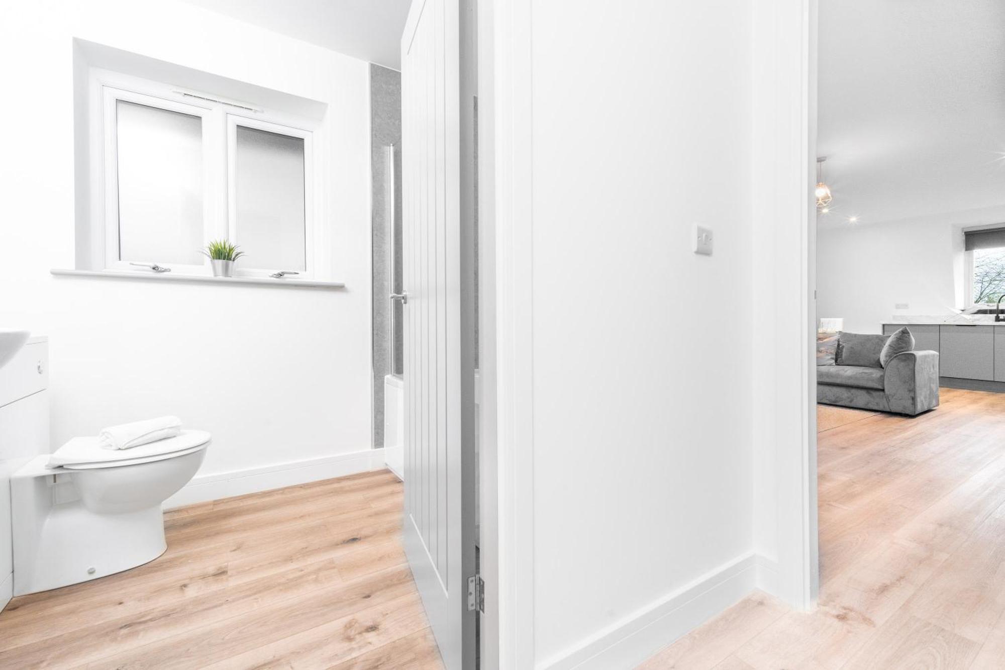 Stylish 2 Bedroom Apartment - Balcony - Secure Parking - Top Rated - 5Mc Birmingham Eksteriør billede