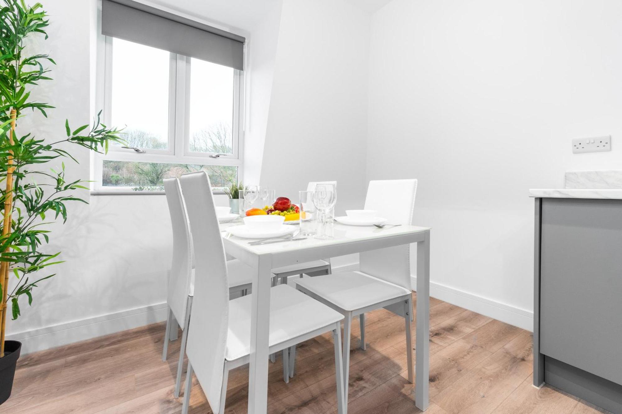 Stylish 2 Bedroom Apartment - Balcony - Secure Parking - Top Rated - 5Mc Birmingham Eksteriør billede